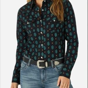 NWT Beth Dutton Printed Shirt - Yellowstone Season 5 Ep. 6